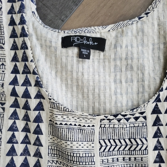 Aztec Peplum Top L - Picture 4 of 4